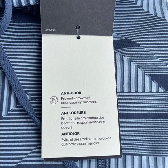 NWT UNDER ARMOUR Running Short UA Fly-Fast Anti-Odor Women Sz S NWT - Picture 6 of 12